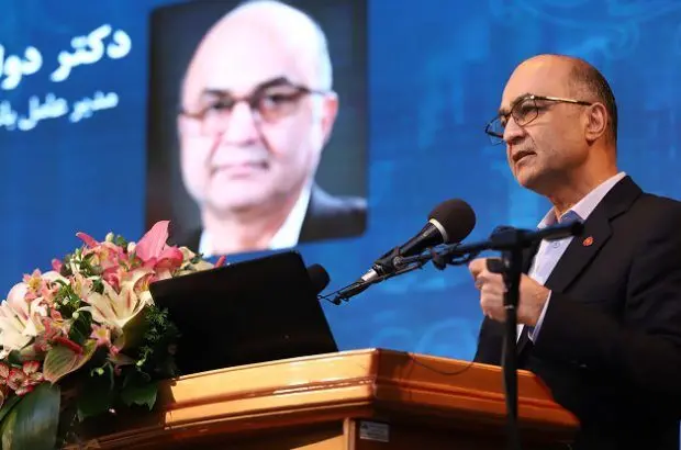 پیشنهاد مدیرعامل بانک ملت برای حمایت بانک‌ها از طرح‌های پتروشیمی
