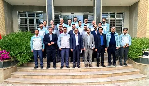 بازدید معاون اقتصادی و مالی شرکت فولاد مبارکه از شرکت ورق خودرو چهارمحال و بختیاری