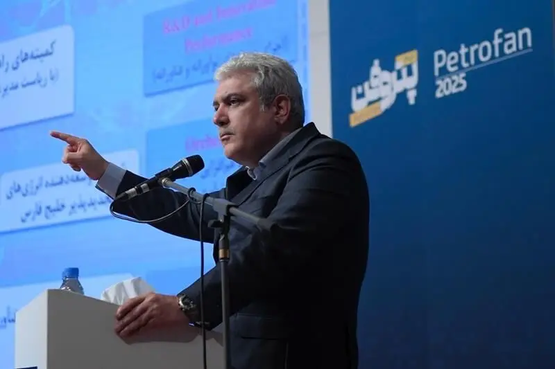 هماهنگی و هم‌افزایی هلدینگ خلیج‌فارس با زیست‌بوم نوآوری ملی/ ۳۰ درصد فناوری، پژوهش است/ یکی انگاشتن فناوری و نوآوری و پژوهش اشتباه است
