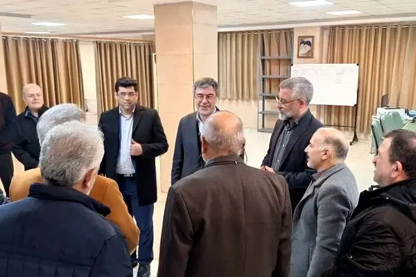 بازدید مدیرعامل بیمه ایران از اداره کل امور شعب استان گیلان و شعبه لاهیجان
