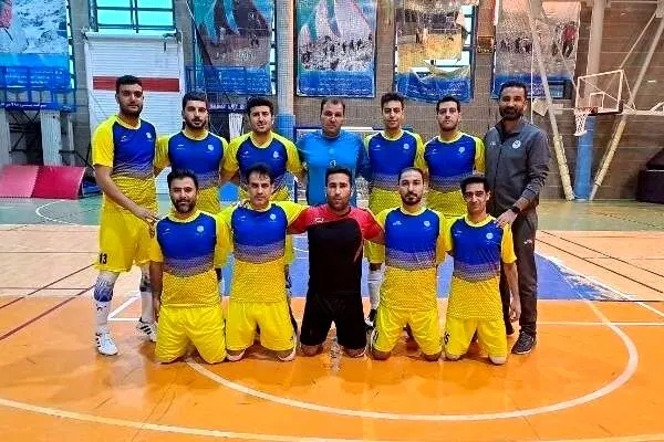 قهرمانی تیم فوتسال پتروشیمی شازند
