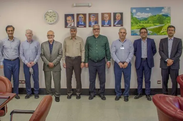 نگاهی به تجارب مدیریتی ۲۵ ساله فجر
