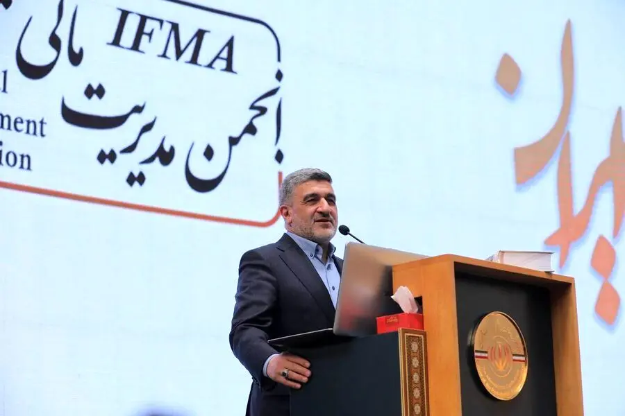 استانداردهای بین‌المللی گزارش‌گری مالی باید اجباری شود/ سازمان بورس با کمک نهادهای ذی‌ربط برای ارتقای کیفیت گزارش‌گری مالی گام‌های عملی برمی‌دارد
