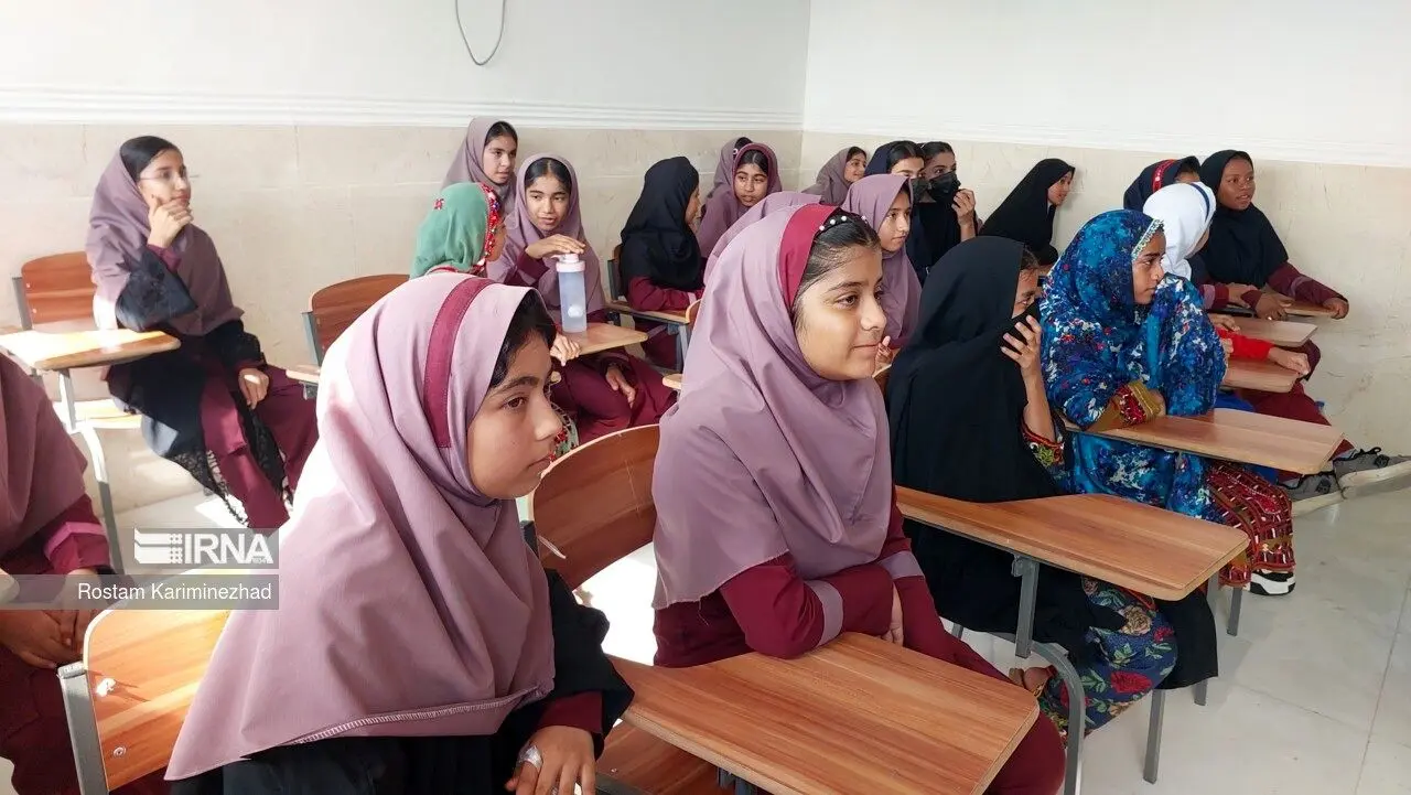 هم‌افزایی دولت و منطقه آزاد چابهار برای تحقق عدالت آموزشی در سیستان و بلوچستان
