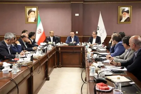 لزوم تمرکز معاونت‌های اقتصادی مناطق بر جذب سرمایه‌گذار و بهبود فضای کسب و کار
