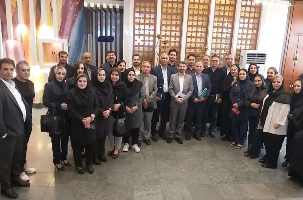 رمز موفقیت شبکه فروش کار تیمی است
