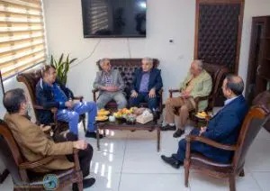نشست صمیمانه بزرگان صنعت بیمه با دبیرکل سندیکای بیمه گران
