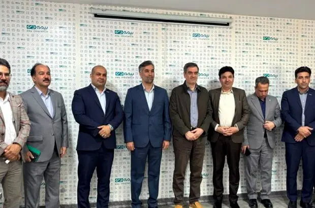 بازدید رئیس کل بیمه مرکزی از بیمه دی کرمانشاه/ تأکید بر توسعه خدمات بیمه‌ای در منطقه
