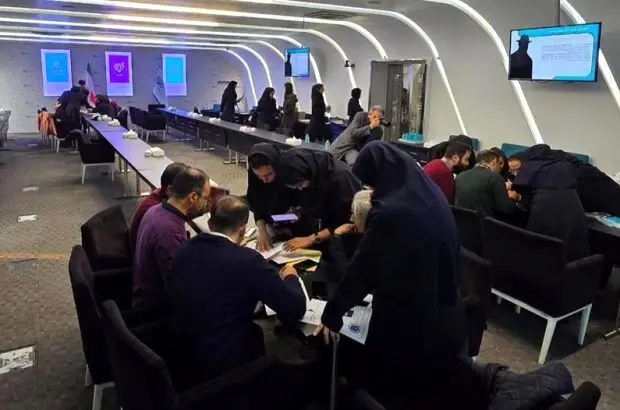کارگاه بازی آموزشی “اتاق فرار هوش سیاه” در بیمه دی برگزار شد
