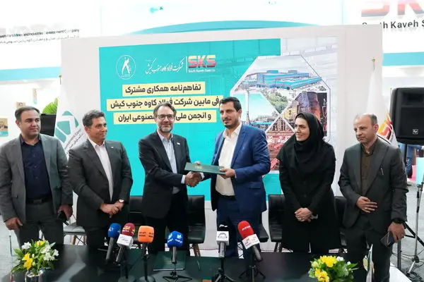 حاتمی: ما قصد داریم در صنعت فولاد از داده،درآمد کسب کنیم
