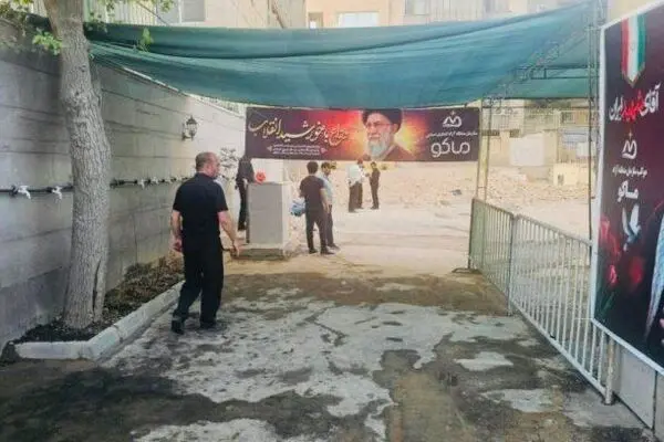آماده‌سازی موکب سازمان منطقه آزاد ماکو برای خدمت‌رسانی به زائران و شرکت‌کنندگان در آیین بدرقه امام شهید
