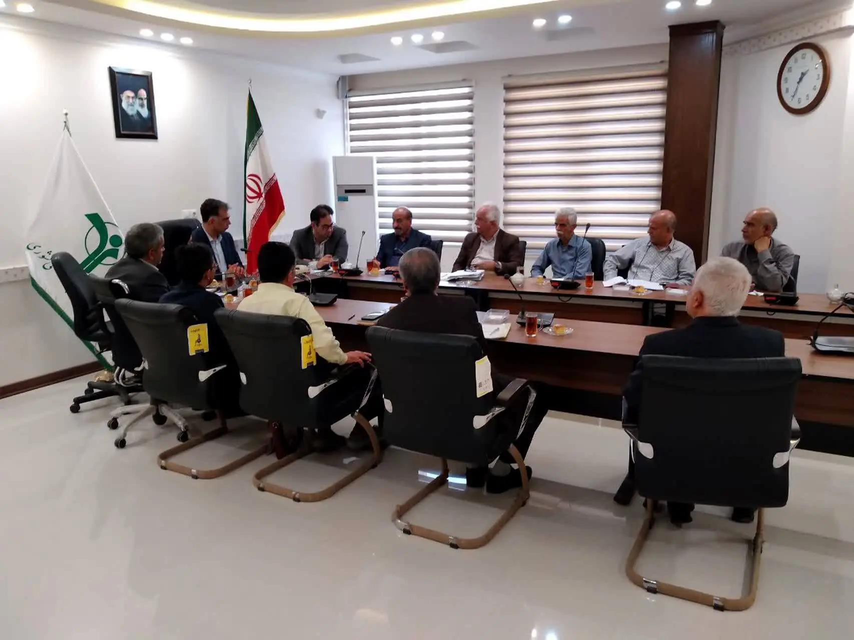 احترام به بازنشستگان در دستور کار بیمه دی