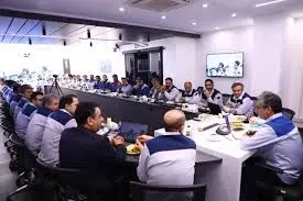 تولید پایدار،تداوم توسعه،افزایش بهره وری و کار تیمی
