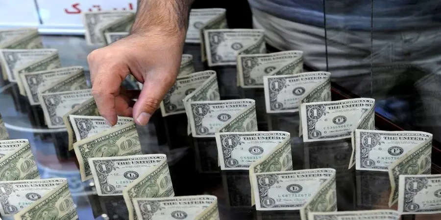 دلار گران و یورو ارزان شد
