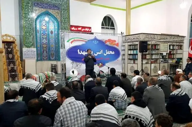 محفل انس با شهدای منطقه آزاد ماکو با مداحی حاج مهدی سلحشور برگزار شد
