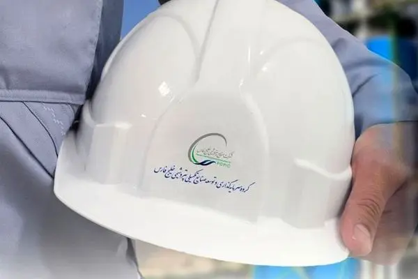 پترول؛ رتبه نخست رشد رضایت کارکنان در ارزیابی ۱۴۰۴ شرکت‌های تابعه هلدینگ خلیج‌فارس
