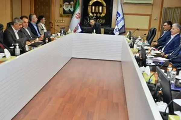 مرور عملکرد نیم‌سال نخست استان‌ها در دومین نشست مشترک مدیرعامل بیمه آسیا با روسای شعب
