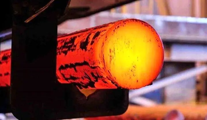 تمهیدات برای تامین مواد اولیه واحد‌های پایین دستی فولاد و پتروشیمی
