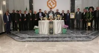 دیدار نوروزی مدیرعامل بانک توسعه صادرات ایران با همکاران
