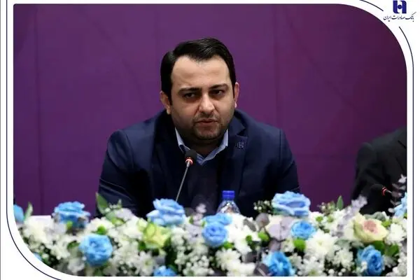 محسن سیفی: بانک صادرات ایران به‌دنبال تعامل راهبردی و پایدار با صنعت پتروشیمی است

