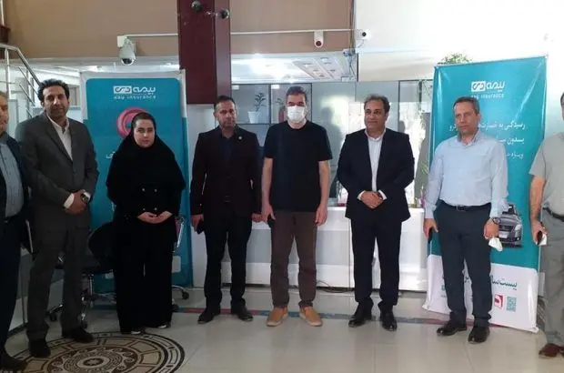 بازدید رئیس‌کل بیمه مرکزی از شعبه بیمه دی در خوزستان/ تأکید بر نقش کلیدی در خدمت‌رسانی به جامعه ایثار و شهادت
