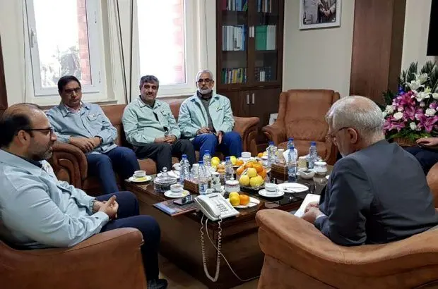 مدیرعامل شرکت فولاد خوزستان با استاندار خوزستان دیدار نمود

