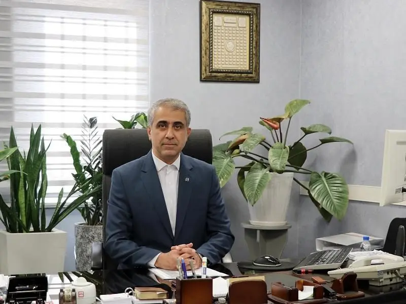 بانک مسکن ۲۷۶ میلیارد تسهیلات به آسیب دیدگان جنگ رمضان در منطقه شرق تهران پرداخت کرد
