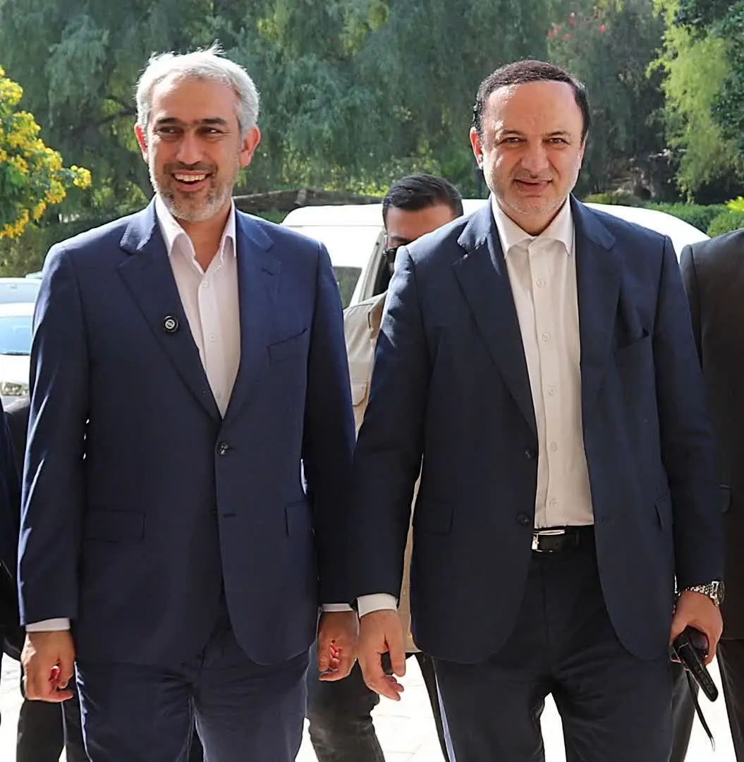 سفر وزیر اقتصاد با همراهی رضا مسرور به منطقه آزاد ارس
