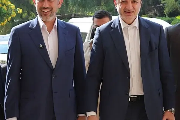 سفر وزیر اقتصاد با همراهی رضا مسرور به منطقه آزاد ارس
