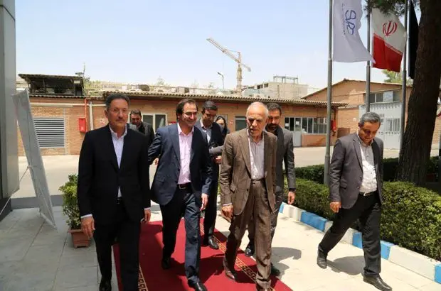تقدیر نماینده رئیسجمهور از عملکرد بانک ملی ایران در حمایت از اقتصاد کشور