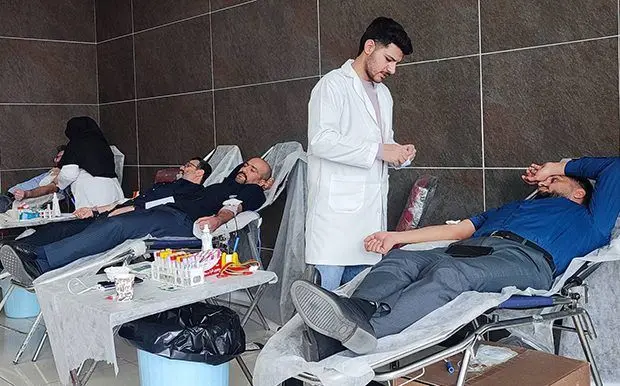 مشارکت کارکنان بانک پارسیان در طرح اهدای خون؛ تجلی همدلی و نوع‌دوستی
