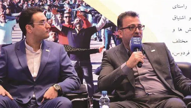 فعالیت ۴۰ تیم کارگری در فولاد مبارکه

