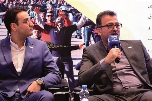 فعالیت ۴۰ تیم کارگری در فولاد مبارکه
