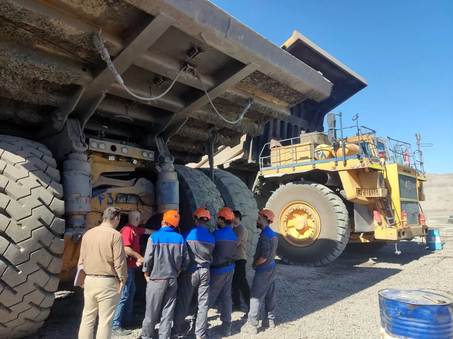 جهش ایمیدرو برای توانمندسازی نیروی انسانی و اشتغال‌زایی در بخش معدن وصنایع معدنی
