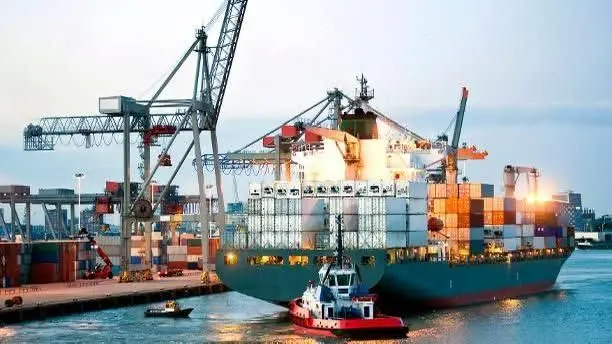 افزوده شدن رویه ورود موقت در مناطق آزاد و تسهیل روند رفع تعهدات ارزی صادراتی
