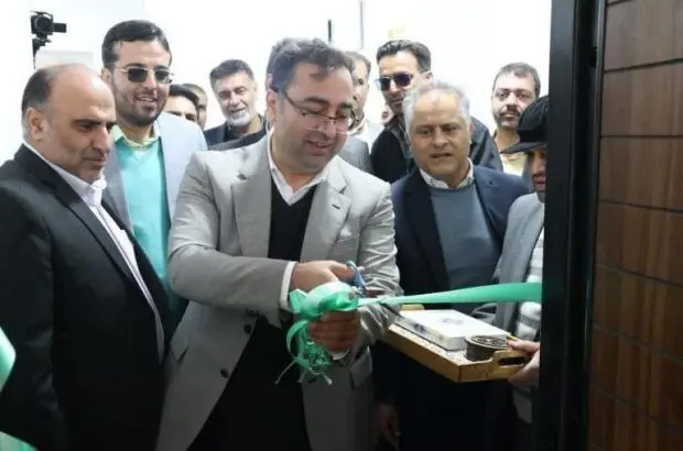 افتتاح پروژه ۱۸۰ واحدی دوازده امام آزادشهر یزد/ پرداخت تسهیلات ۹۹۰ میلیارد ریالی بانک مسکن برای ساخت پروژه دوازده امام آزادشهر یزد
