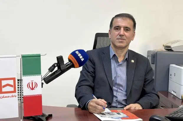 انعقاد قرارداد ۳۸ هزار میلیارد ریالی نهضت ملی در استان همدان/ ارایه مشاوره تخصصی به مشتریان در خصوص انواع خدمات بانک مسکن

