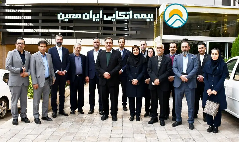 بازدید مدیرعامل هلدینگ توسعه کسب و کار سبا و هیئت همراه از اتکایی ایران‌معین

