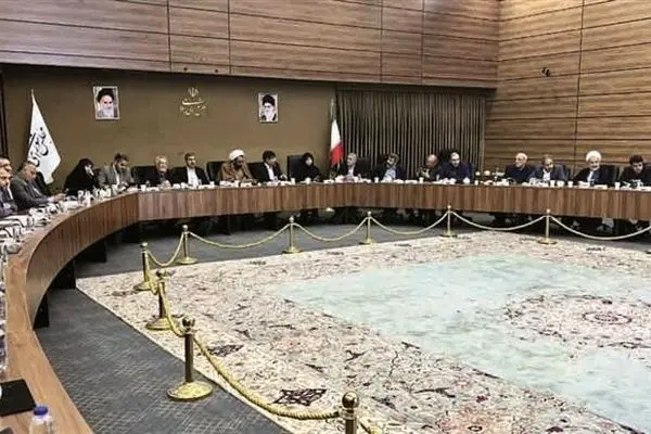 فولاد مبارکه؛ همچنان پای‌کار پروژه انتقال آب از دریای عمان به صنایع اصفهان
