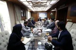 بررسی راهکارهای تسهیل امور بیمه کارگران و اصناف در نشست مدیرعامل منطقه آزاد کیش با مدیرکل تامین اجتماعی
