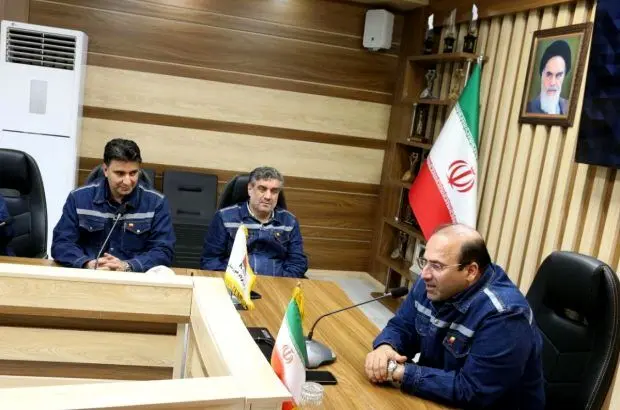 تقدیر مدیرعامل از دست اندرکاران مهار آتش سوزی در انبار فولاد خوزستان

