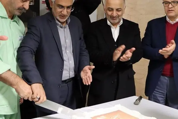 دیدار مدیرعامل بیمه دی با جانبازان بیمارستان صدر همزمان با بزرگداشت روز جانباز
