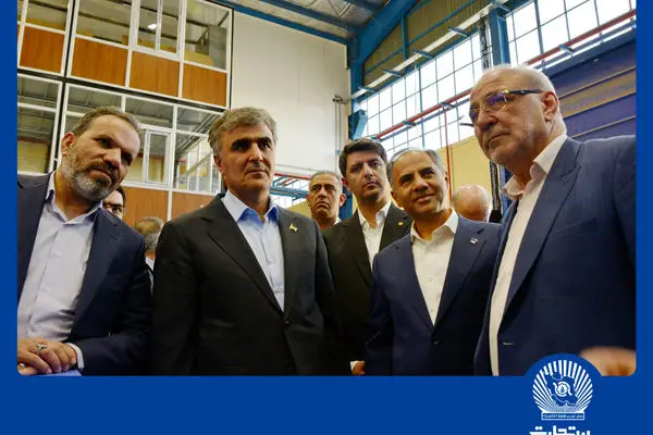 دکتر فرزین: انرژی خورشیدی از مهم‌ترین اولویت‌های رئیس‌جمهور است
