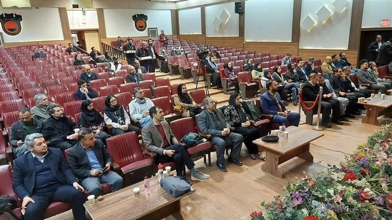 برگزاری اولین نشست فولادشهرخوانی در فرهنگسرای امام رضا (ع)
