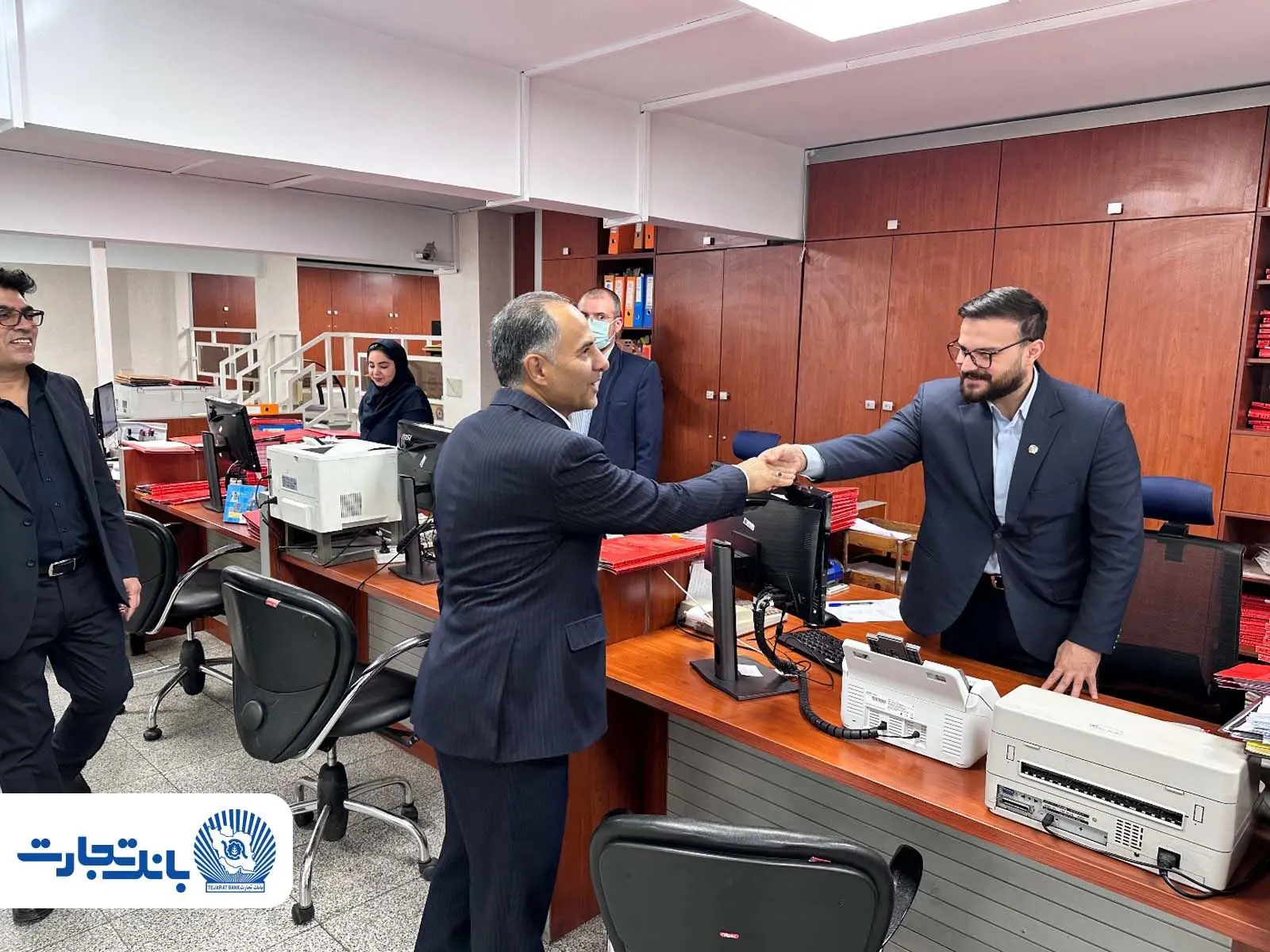 شعبه ارزی- ریالی چهار راه پارک میزبان مدیرعامل
