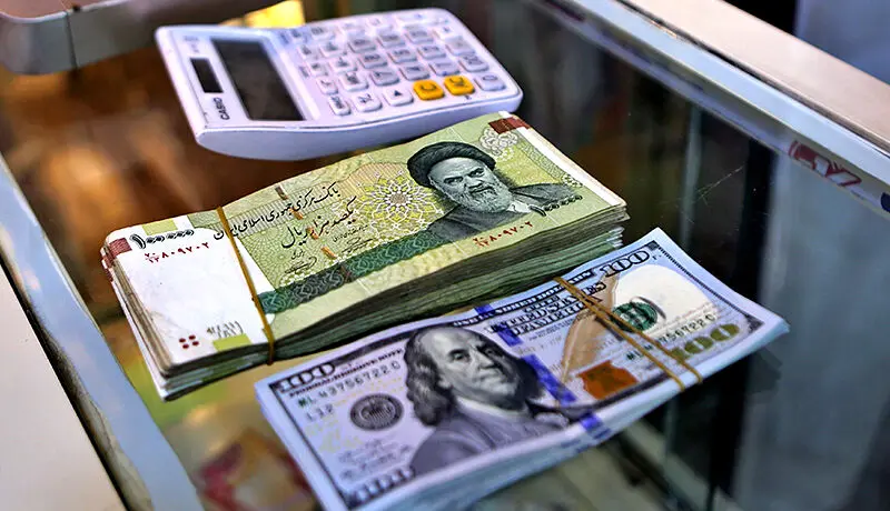 پیش‌بینی قیمت دلار بعد از تعطیلی سه روزه کشور و انحلال کانون صرافان