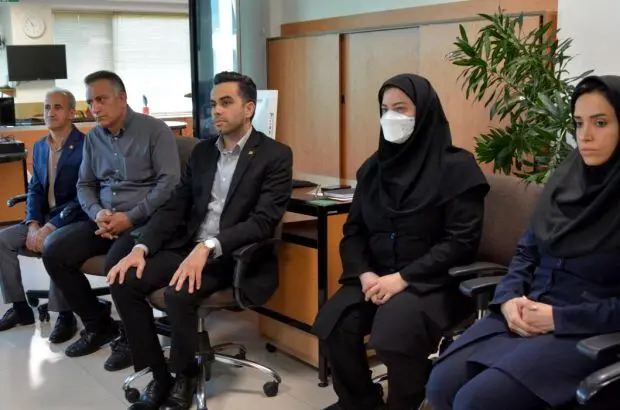 مدیرعامل بانک صنعت و معدن: روابط عمومی، چراغ روشن مسیر سازمان و حلقه اتصال مؤثر با ذی‌نفعان است
