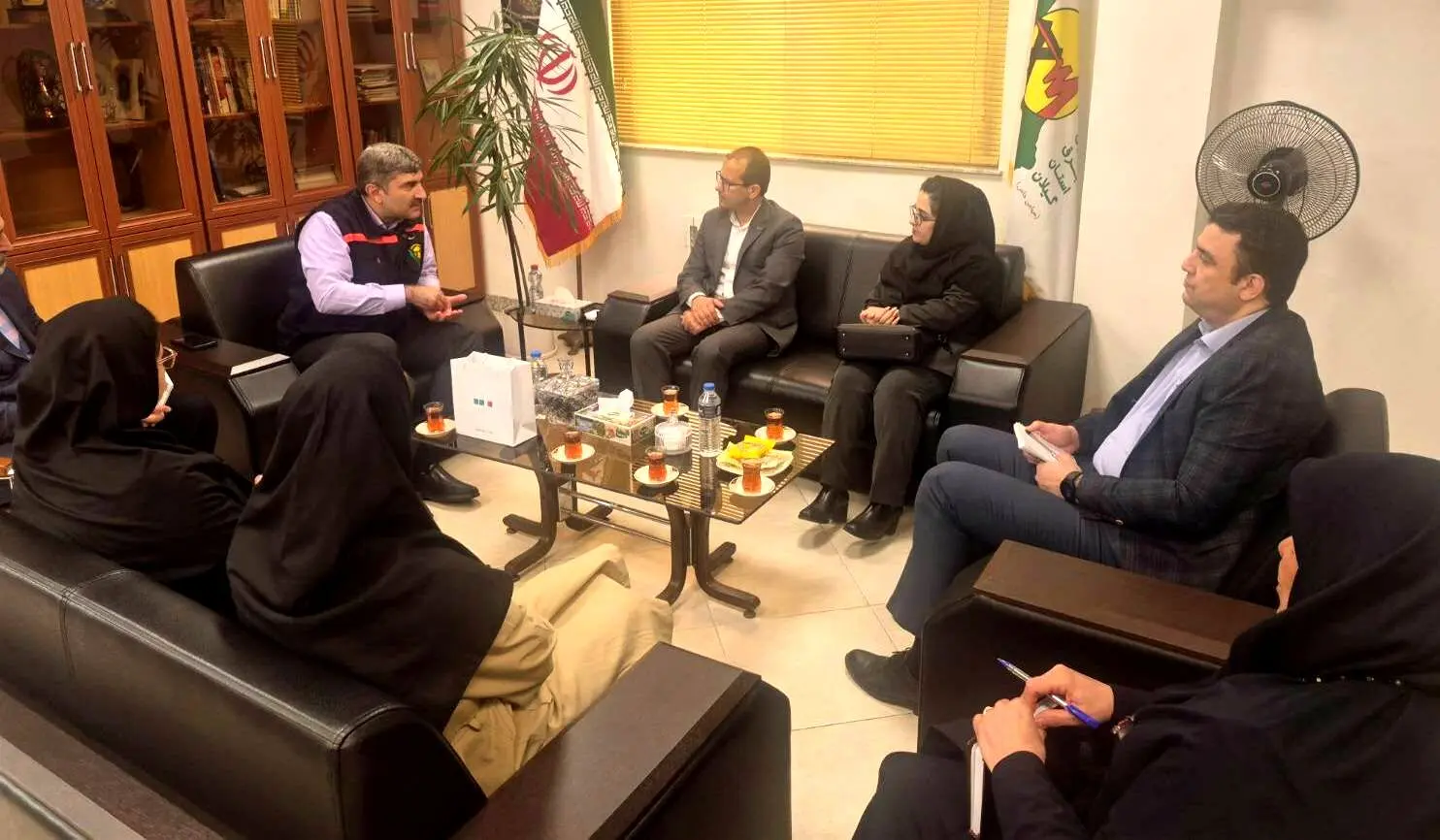 استمرار همکاری‌های بیمه دی و شرکت توزیع برق گیلان؛ رضایتمندی کارکنان توزیع برق موجب تداوم همکاری‌ها است