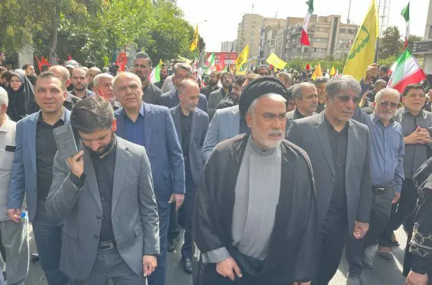 حضور مدیرعامل و کارکنان موسسه اعتباری ملل در مراسم تشییع شهدای اقتدار ملی
