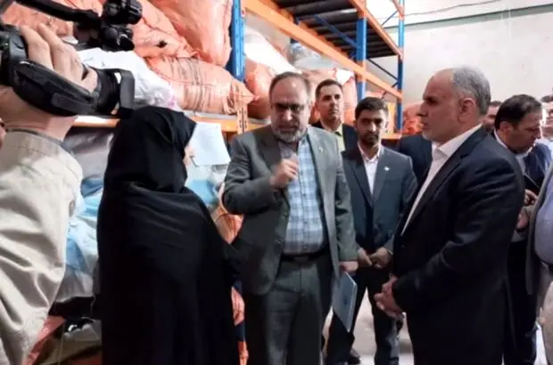 بازدید وزیر دادگستری از انبارهای اموال تملیکی همدان
